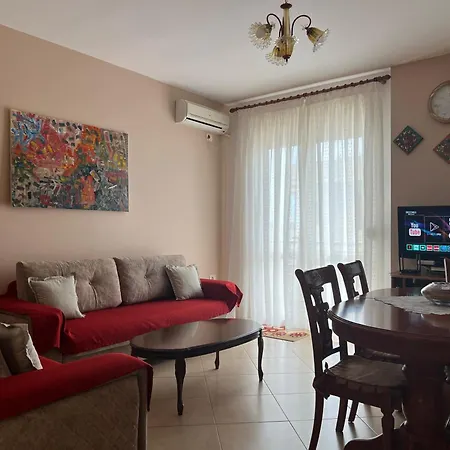 Spacious Beachside By Apartmentsvloraholidays Vlorë