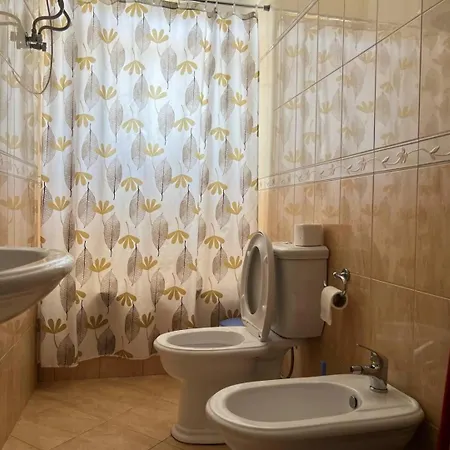 Spacious Beachside By Apartmentsvloraholidays 3* Vlorë